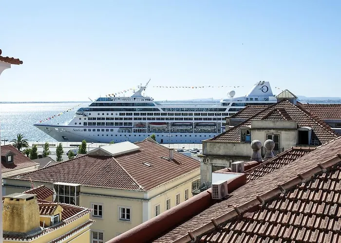 Stay Local In Alfama! Deolinda Central Home, Amazing View